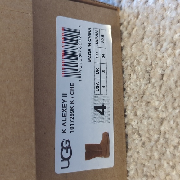 NWT UGG K Alexey II tan boots Sz kids 4 women 5.5 - Picture 10 of 11